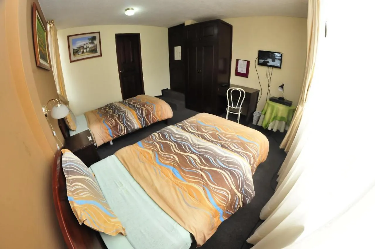 Hostal Millenium Quito
