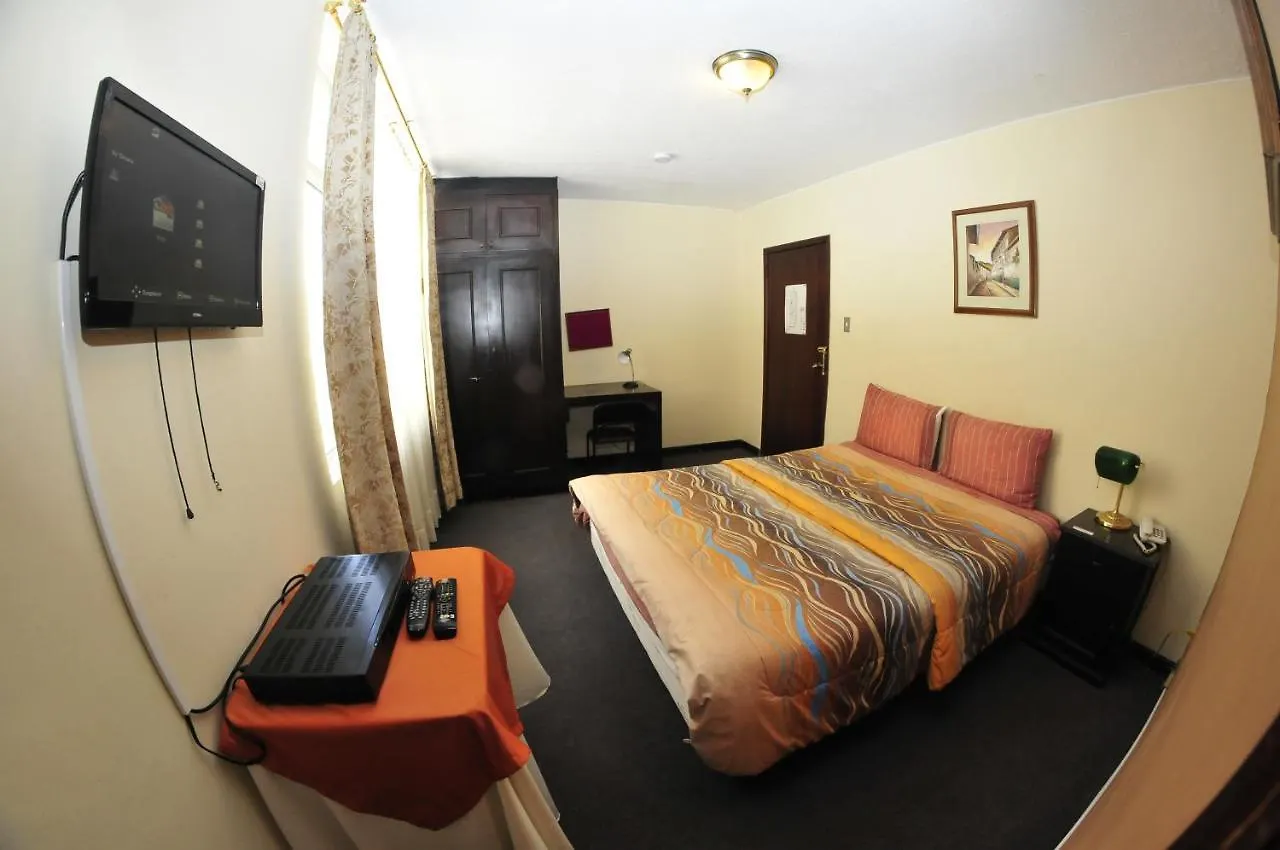 Hostal Millenium Quito